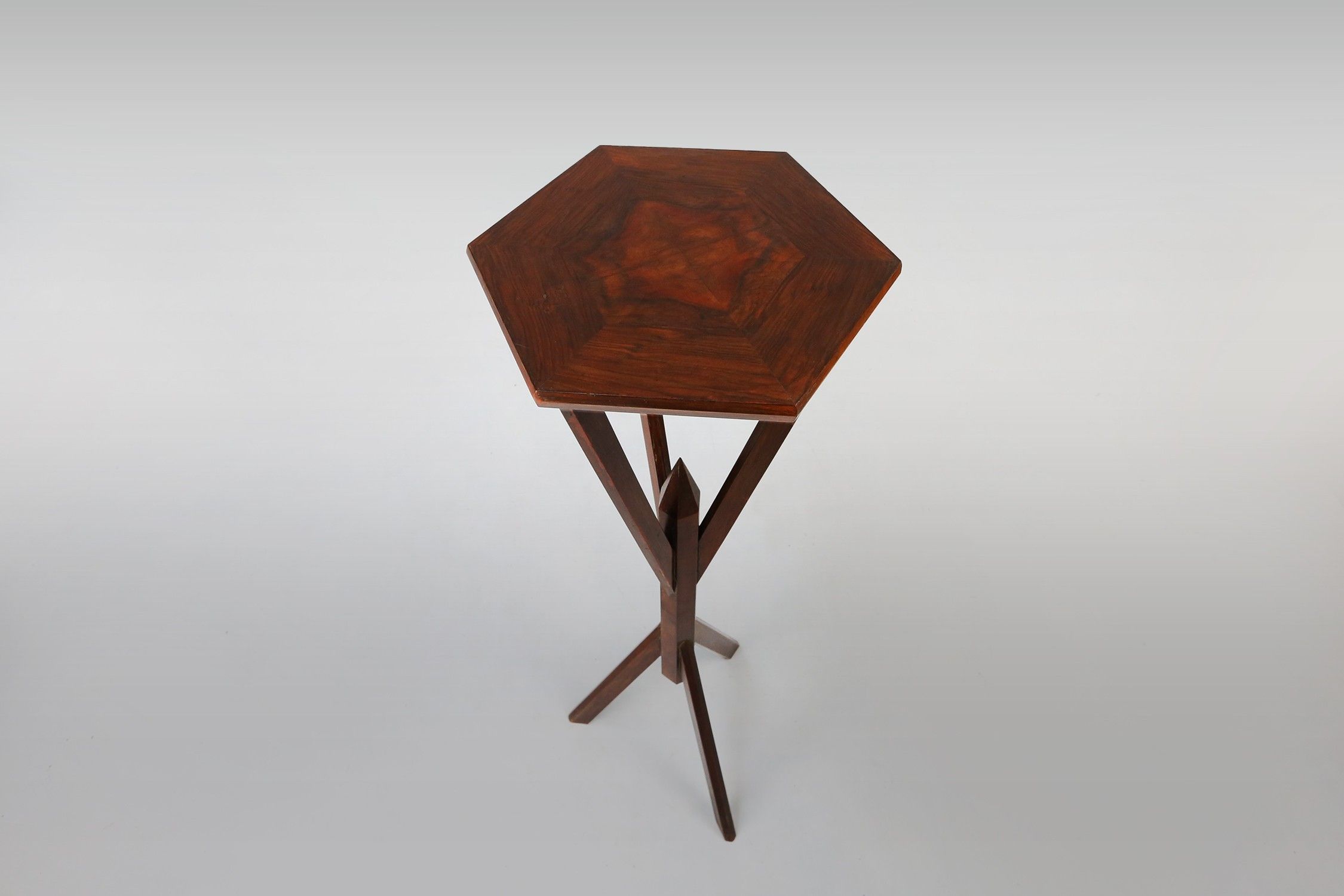 Elegant French Art Deco console in wood from the 1930sthumbnail